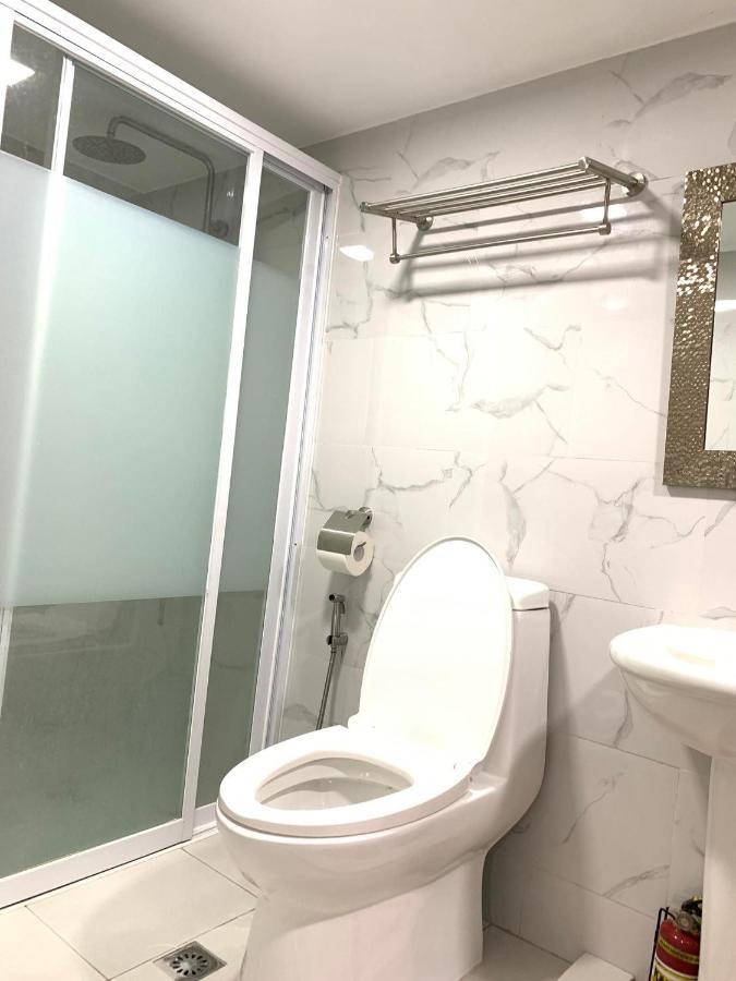2 Bedroom Condo Unit With City And Mountain View Cebu Екстер'єр фото